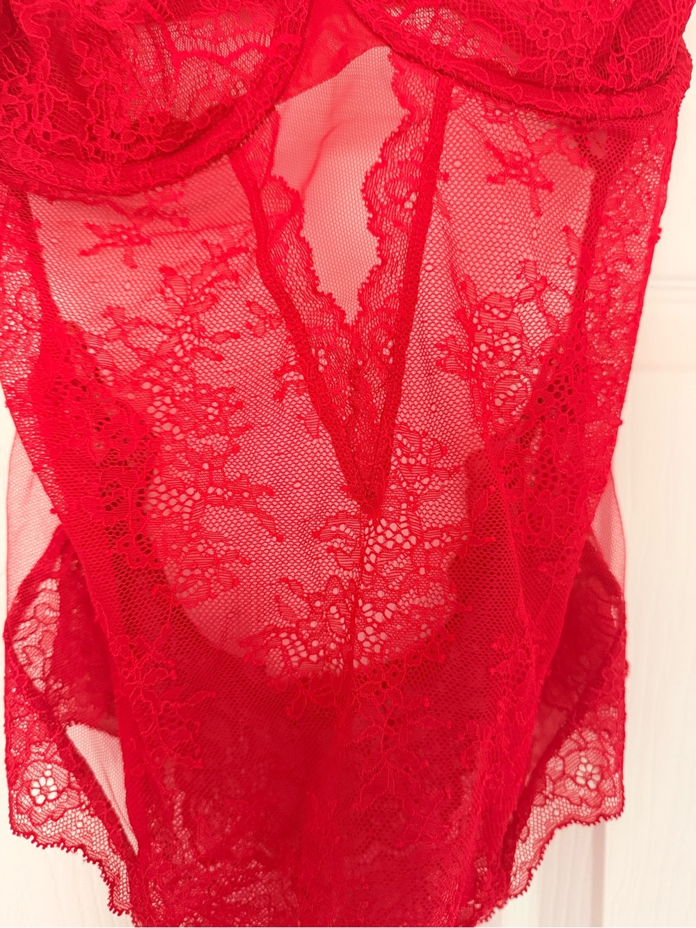 Victoria’s Secret Red Lace Teddy 34B - Picture 3 of 7